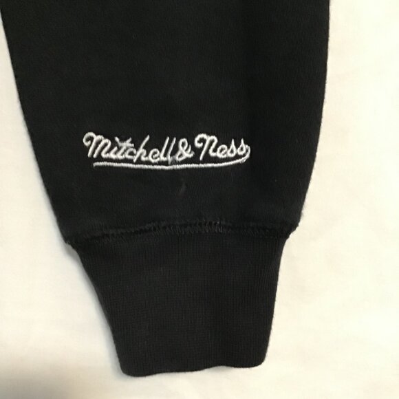 Mitchell & Ness Raptors Jurassic Park Crew Neck Sweatshirt Size S - Picture 10 of 12